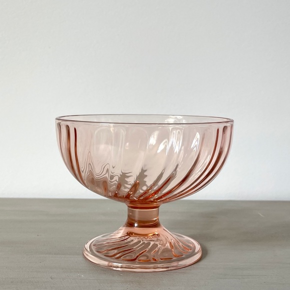 🌟VINTAGE🌟 CRISTAL D'ARQUES-DURAND Swirl Optic Compote Candy / Nut Bowl - Picture 1 of 6